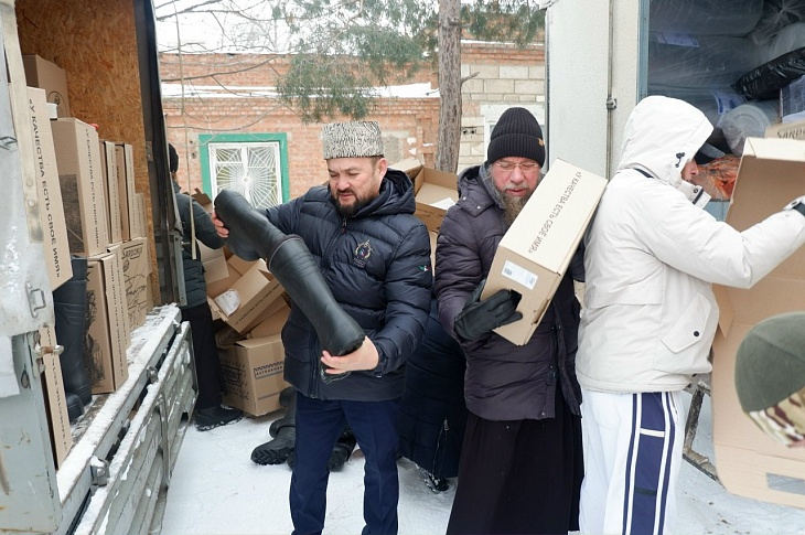 РДУМ Астраханской области и Астраханская епархия отправили гуманитарный груз бойцам СВО